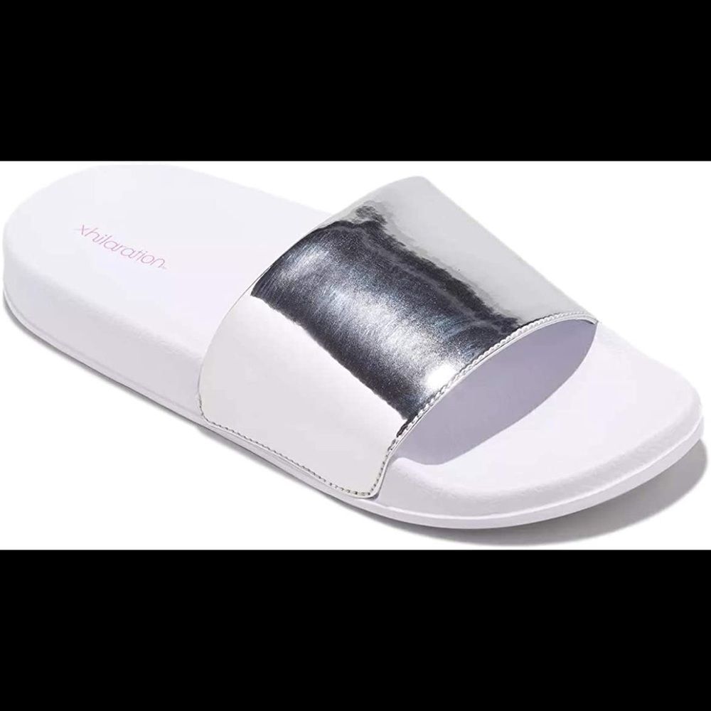 NWT Xhilaration misty slides silver and white metallic slides